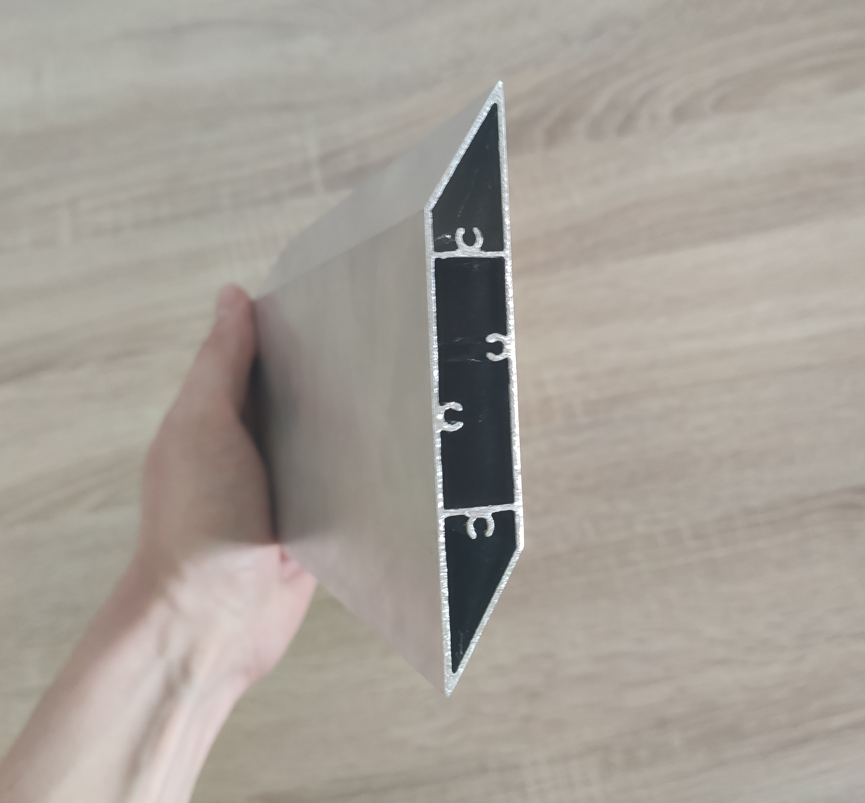 Parallelogramformet aluminiumslamel 