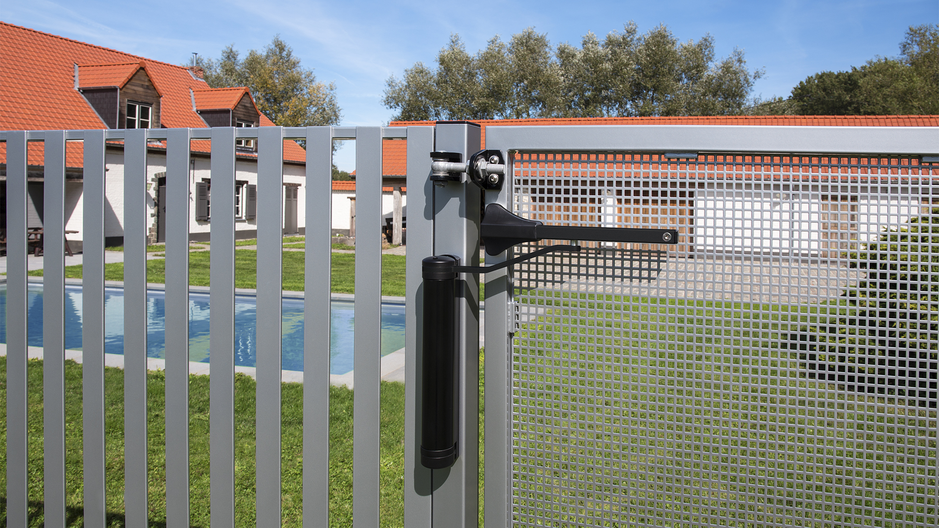 LOCINOX LION-9005 monteret portlukker 